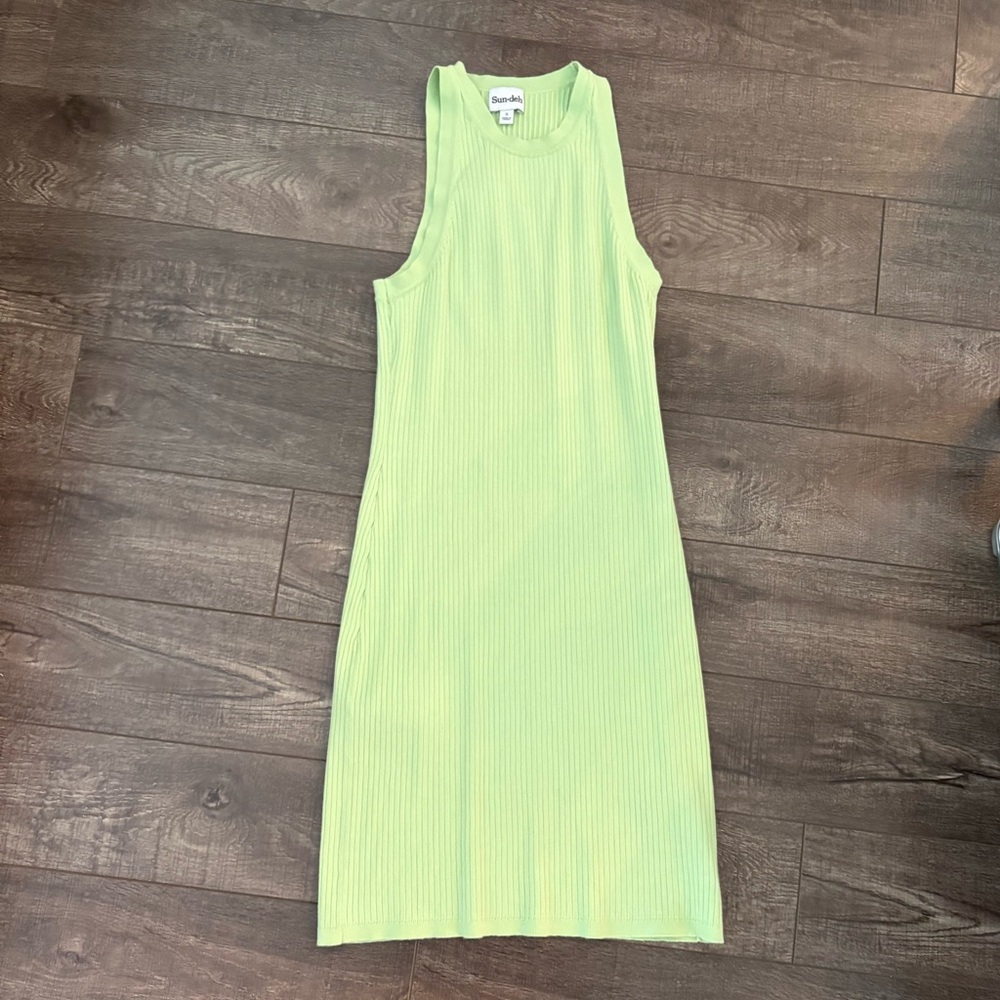 Green Sleeveless Midi Dress